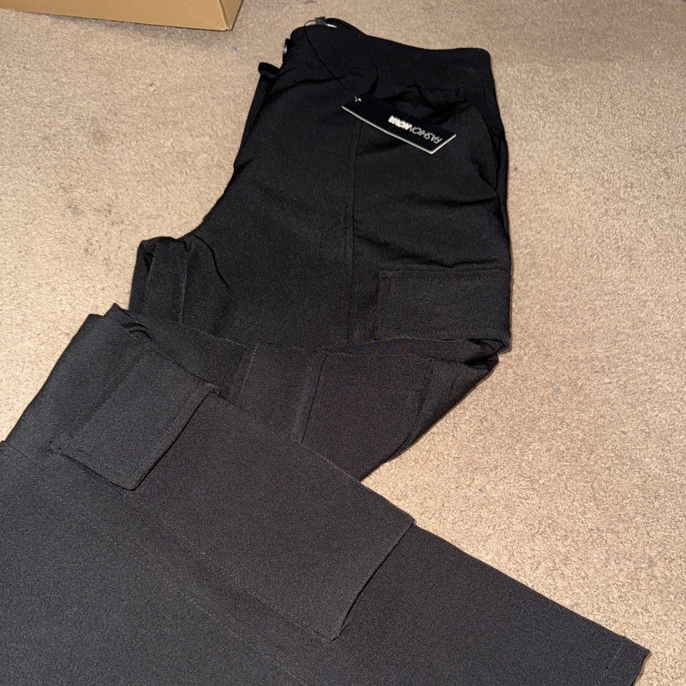 Fashionova black cargo pants